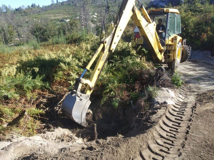 DERNAGENS DE GUAS PLUVIAIS NOS ESTRADES FLORESTAIS