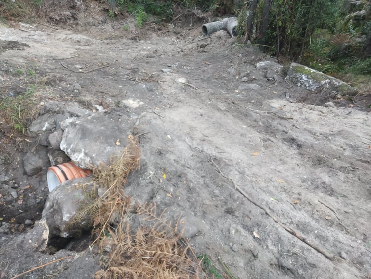 DERNAGENS DE GUAS PLUVIAIS NOS ESTRADES FLORESTAIS