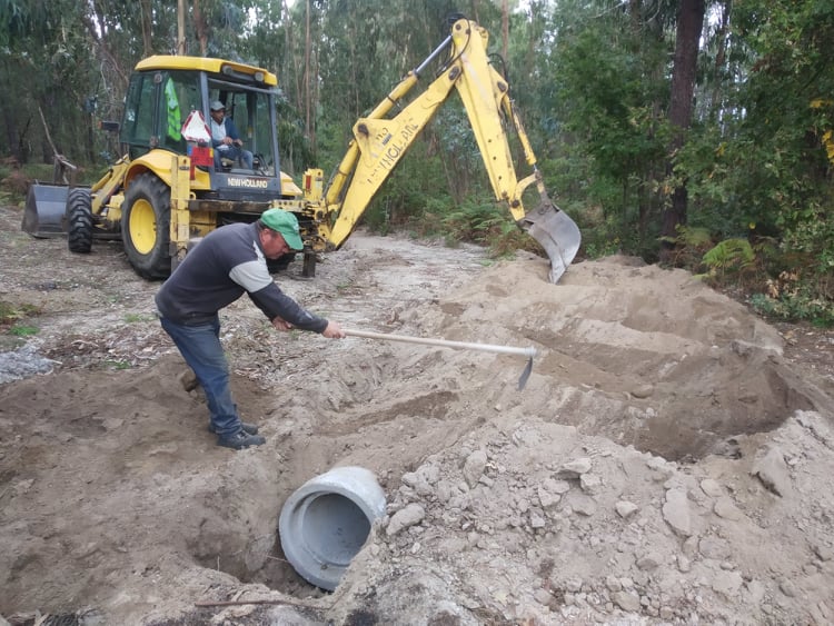 DERNAGENS DE GUAS PLUVIAIS NOS ESTRADES FLORESTAIS