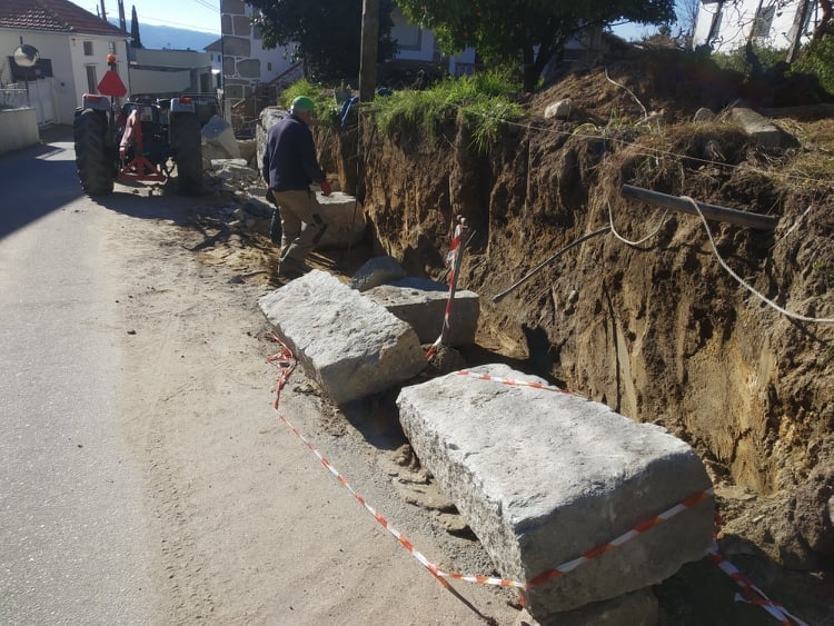 Alargamento da Rua da Sobreira e da Escola